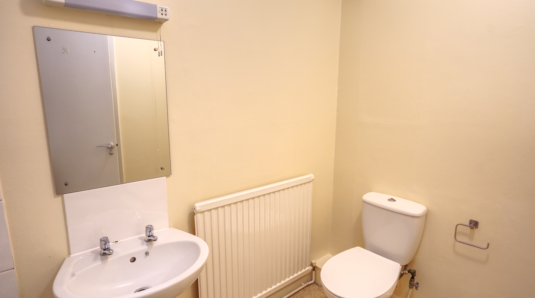 Flat 4, Old Brewery photo 17