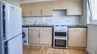 Flat 25, Rondhurst Court photo 9