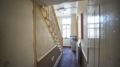 Elland Villa photo 2