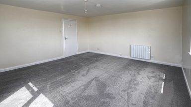 Flat 9 - Gravees Court photo 9