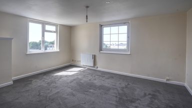 Flat 9 - Gravees Court photo 6