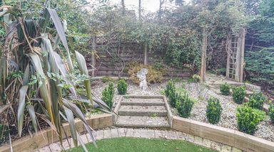 Hillstead photo 17