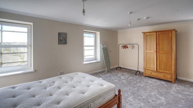 The Penthouse, Longstore Court photo 10