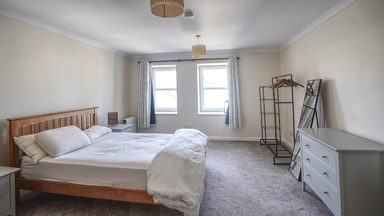 The Penthouse, Longstore Court photo 7