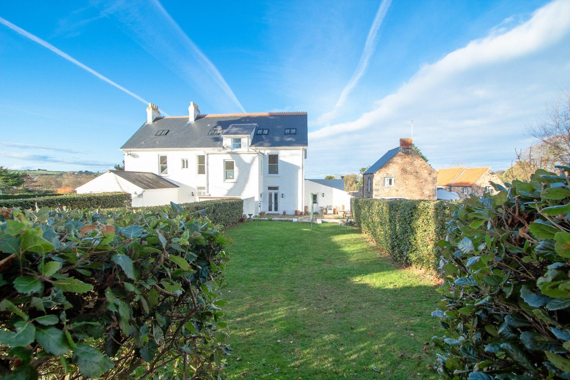 3 La Hougue photo 38