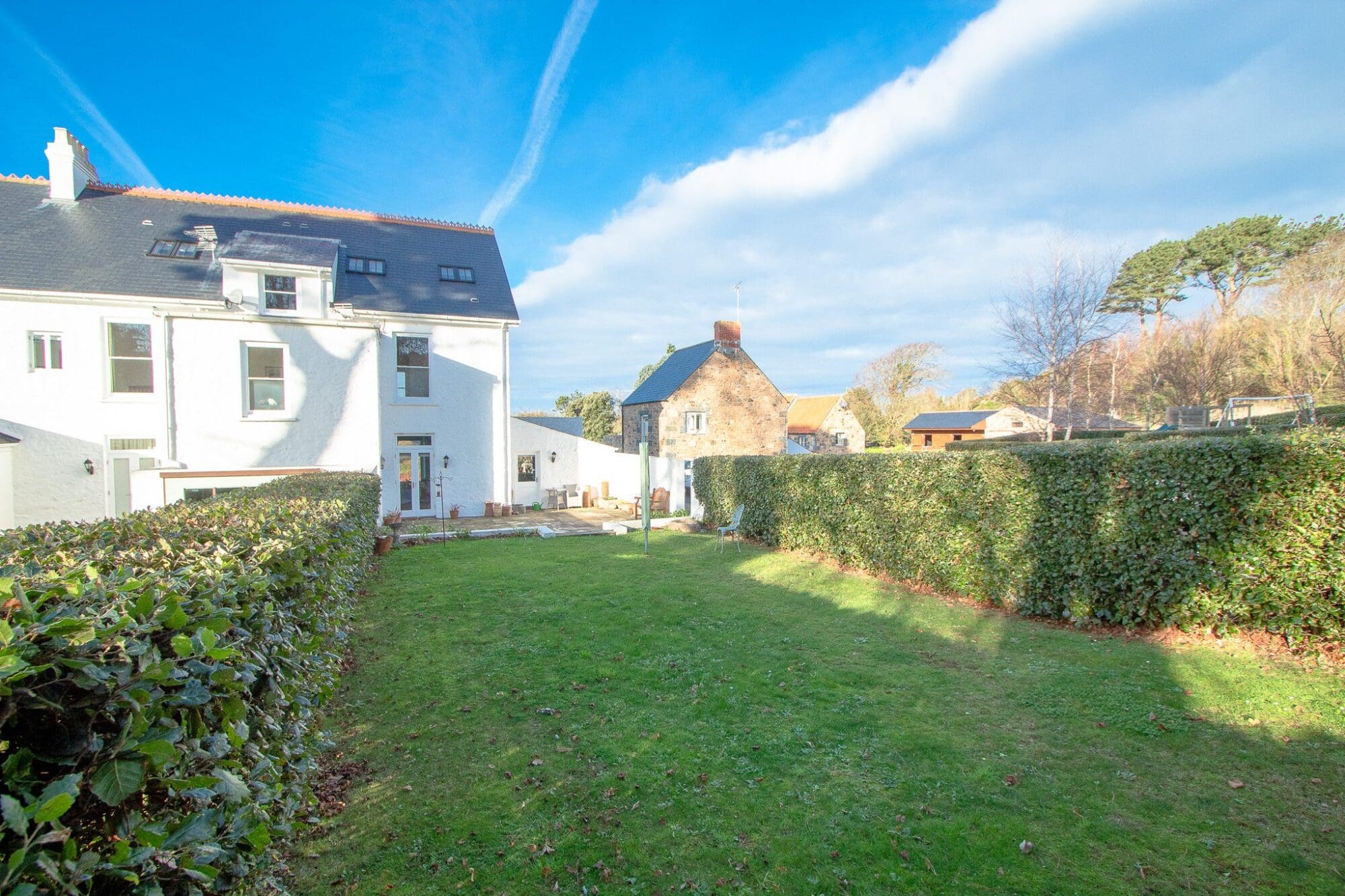 3 La Hougue photo 37