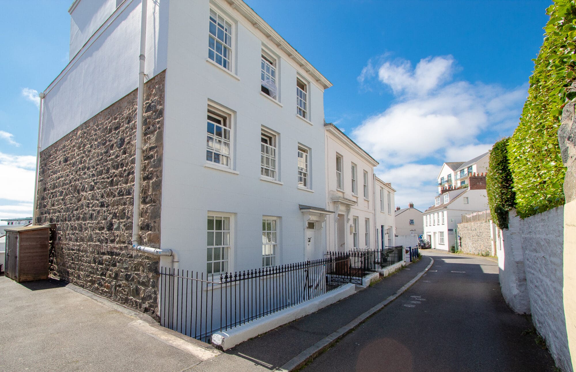 Flat 1, Grangeclare, 28 Les Canichers photo 1
