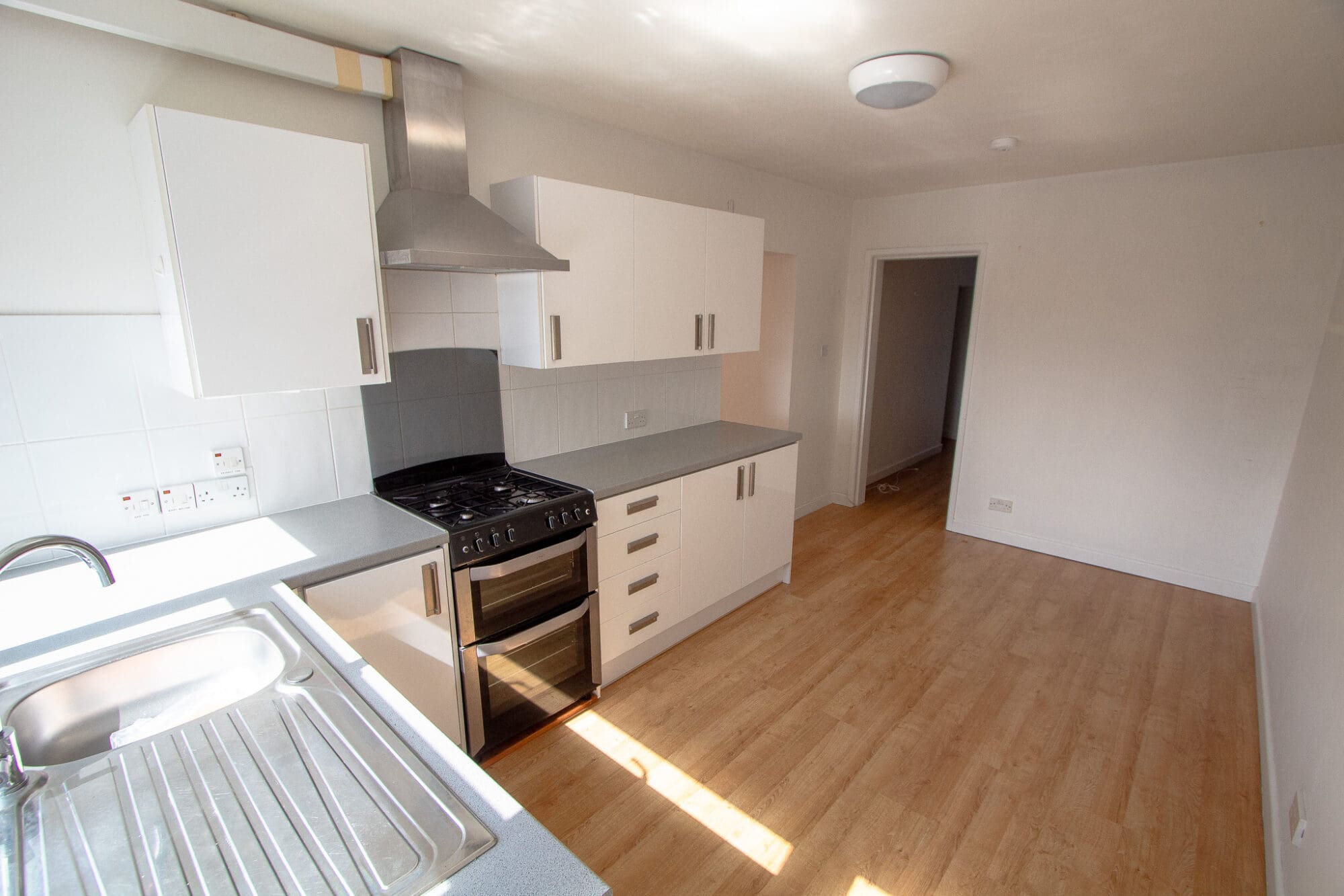 Flat 1, Grangeclare, 28 Les Canichers photo 4