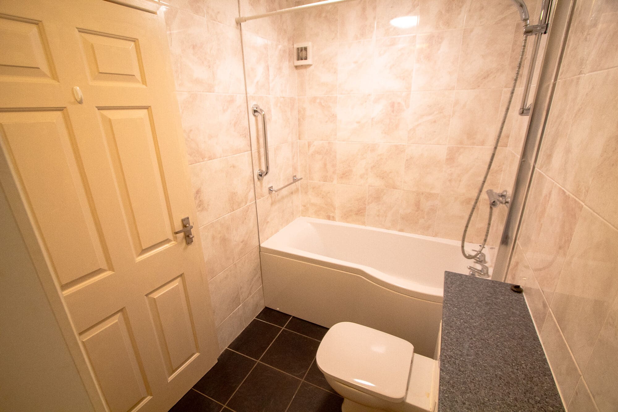 Flat 1, Grangeclare, 28 Les Canichers photo 14