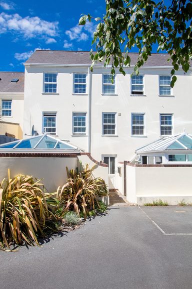 2, Cornwall Place photo 2
