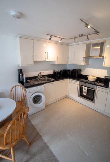 Apartment 9, Herald Court photo 5