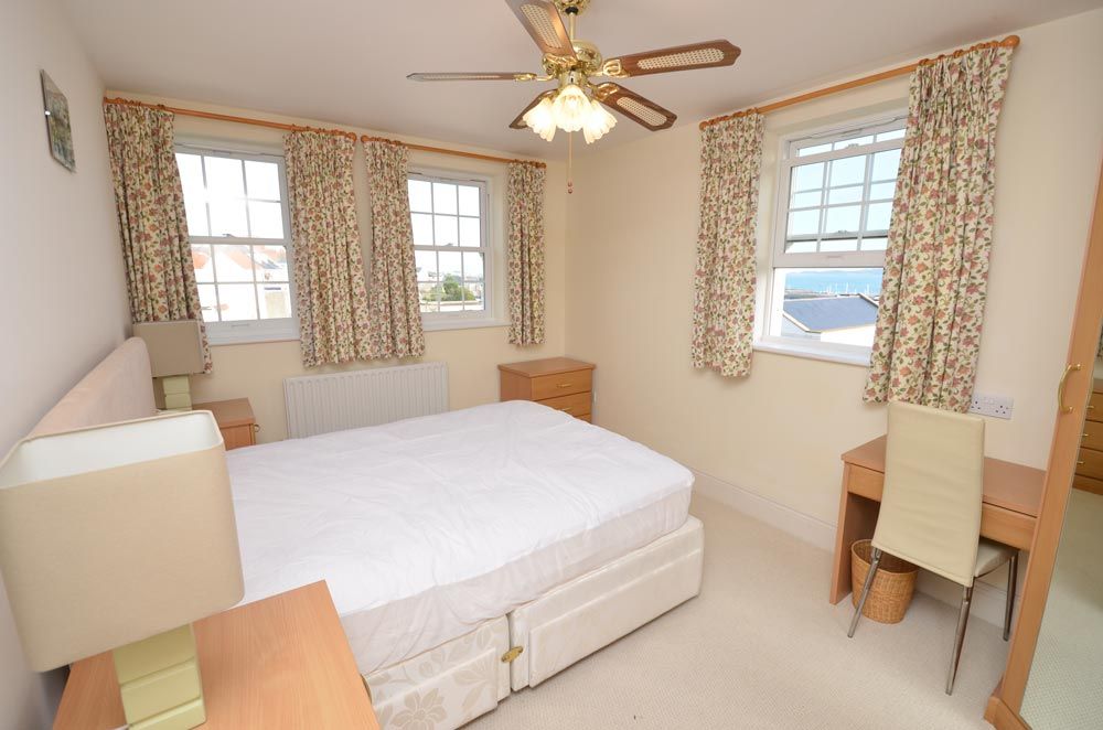 2 Bedroom Apartment situated in the Royal Garden Complex photo 7