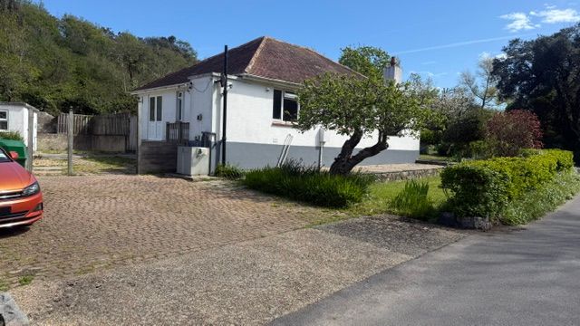 Two Bedrooms Local Market Unfurnished Detached Bungalow