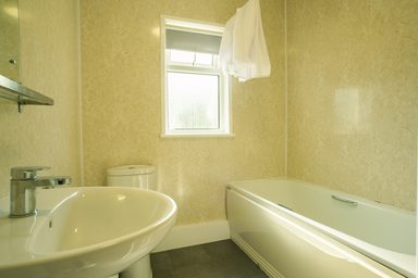 2 Kinross Cottages photo 5