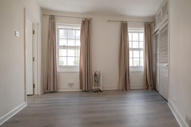 Flat 2, Toujours photo 5
