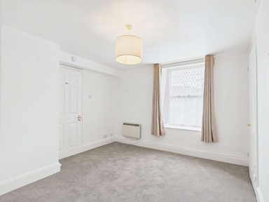 Flat 5, The Highlands photo 6