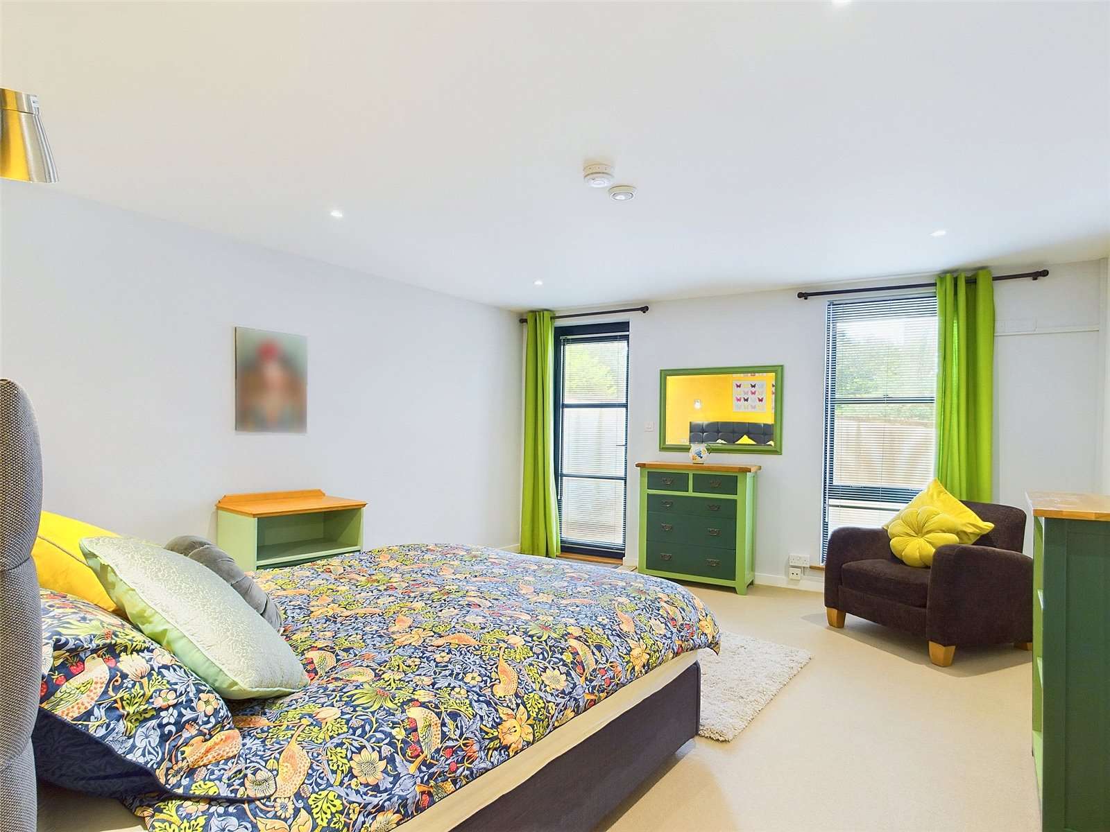 9 Candie Apartments photo 14