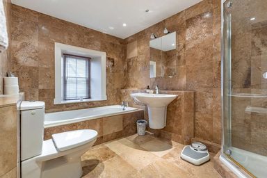 Fine Georgian Home photo 39