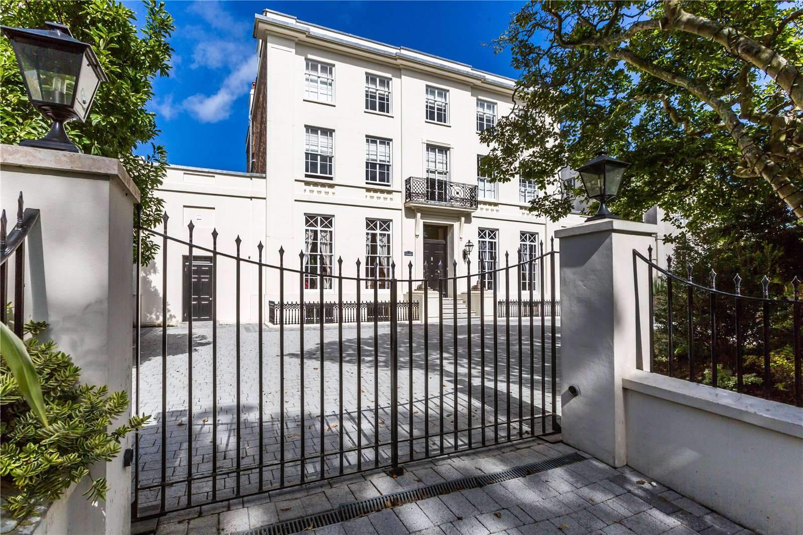 Fine Georgian Home photo 54