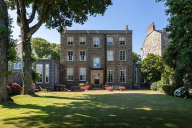 Fine Georgian Home photo 45