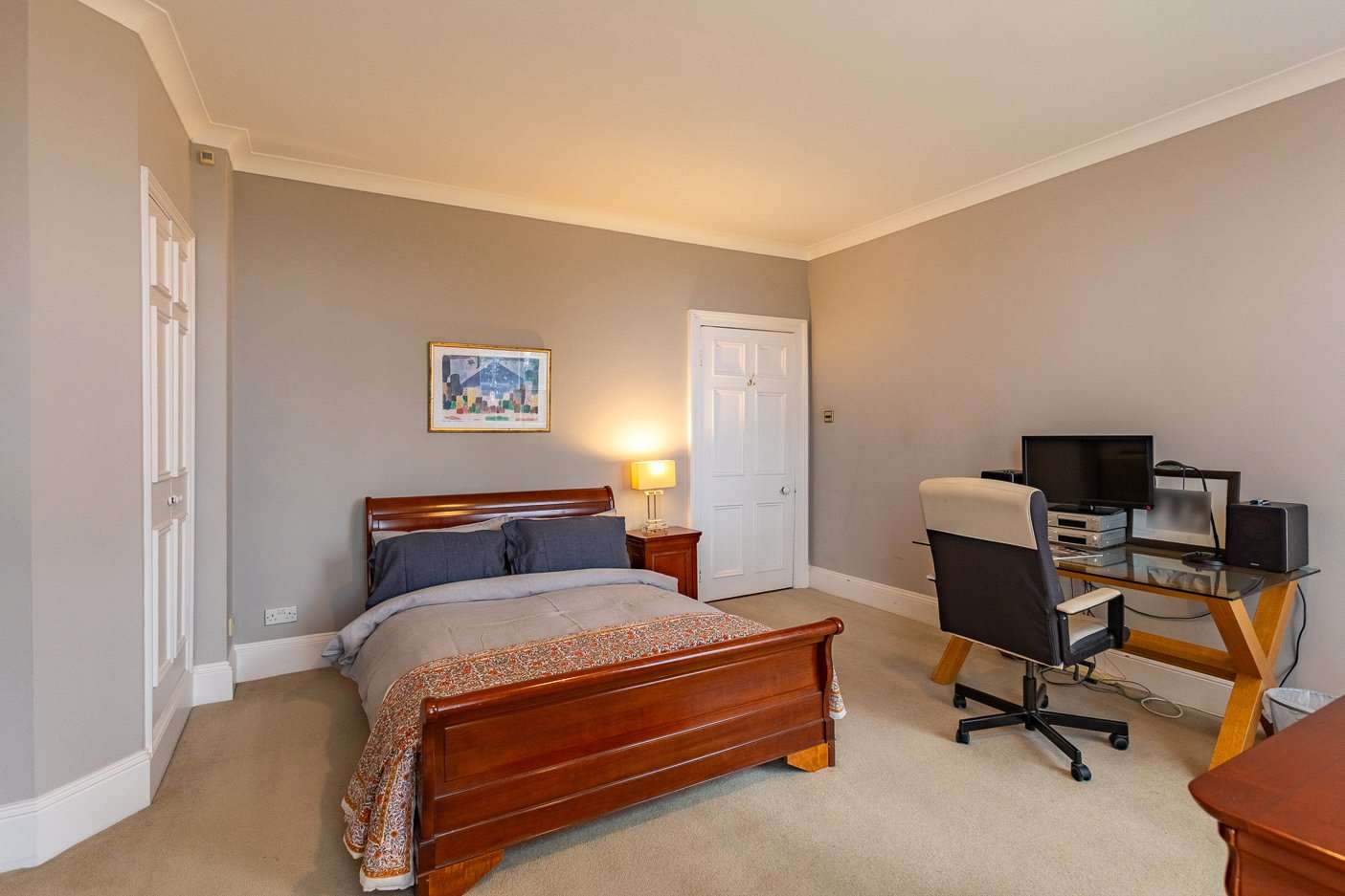 Fine Georgian Home photo 35