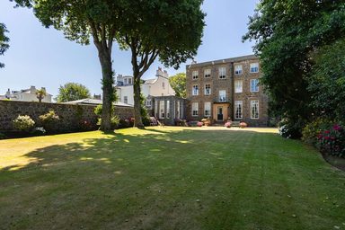 Fine Georgian Home photo 46