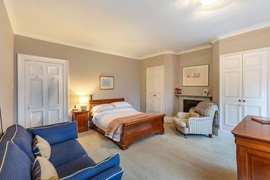 Fine Georgian Home photo 37