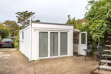 Le Villocq and Commercial Unit photo 19