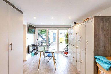 Le Villocq and Commercial Unit photo 20