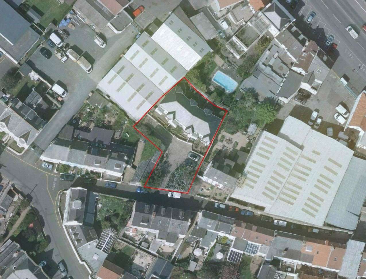 Clos De Chene Development photo 18