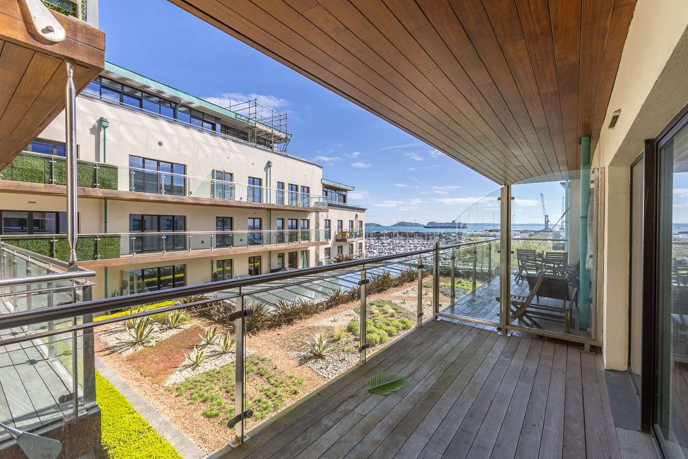 Apartment 9 Roustel House