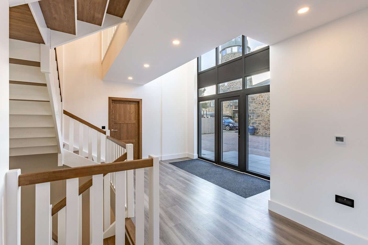 Brand New Home photo 5