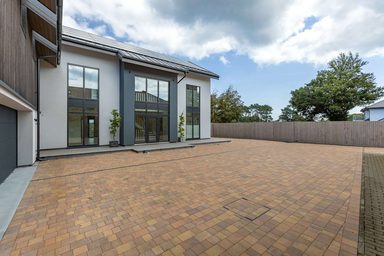 Brand New Home photo 43