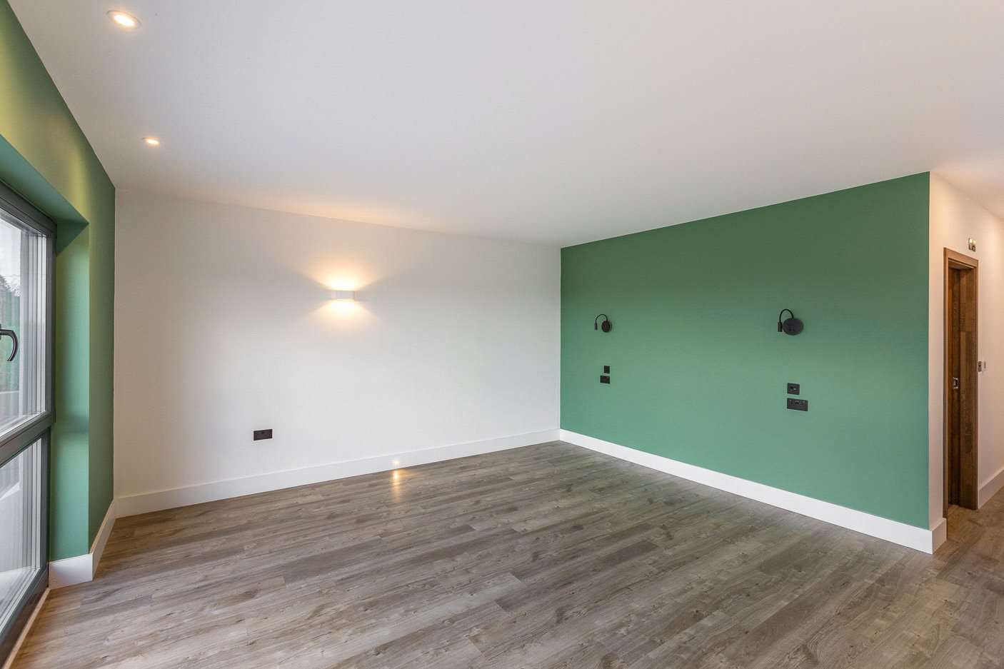 Brand New Home photo 16