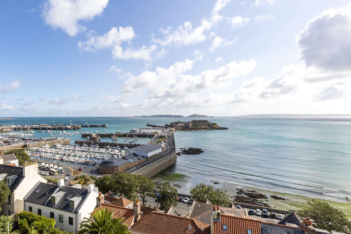 24 Hauteville photo 2