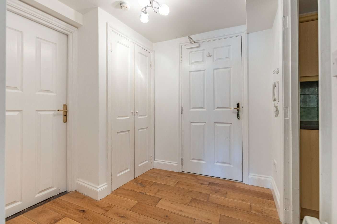 Flat 15 photo 5