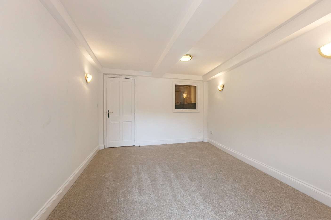 Flat 15 photo 3