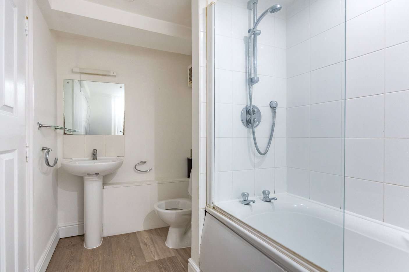 Flat 15 photo 11