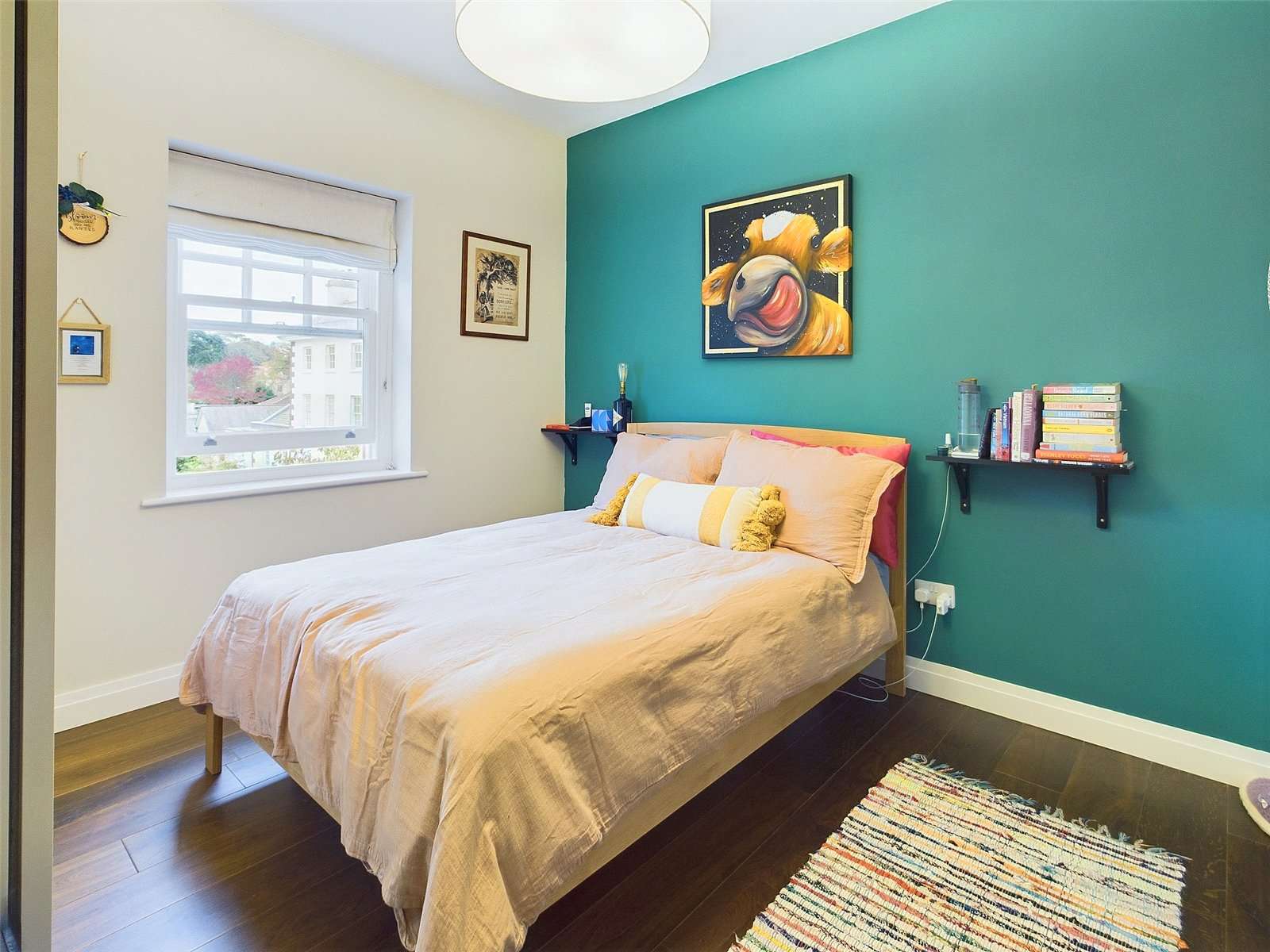 Flat 10 Queens Court Mews photo 4