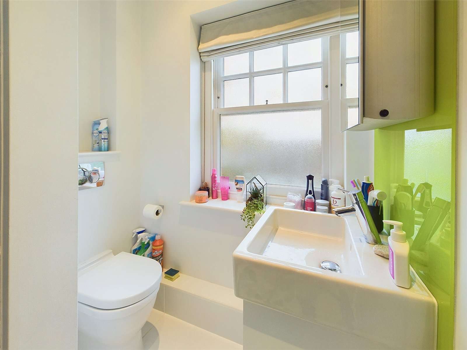 Flat 10 Queens Court Mews photo 8
