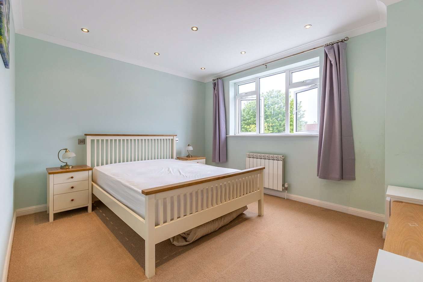 6 St Martin's Court photo 22