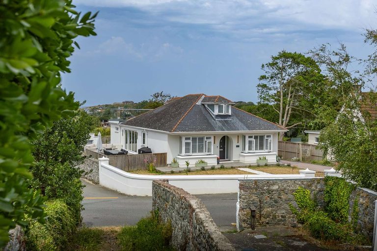 Ormer House