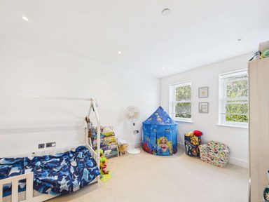 3 St John's Court photo 9