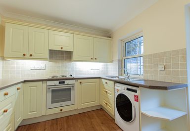 Flat 1, 35 Hauteville photo 3