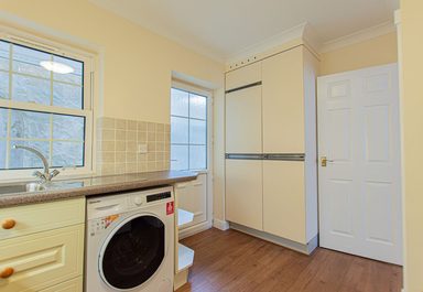 Flat 1, 35 Hauteville photo 4