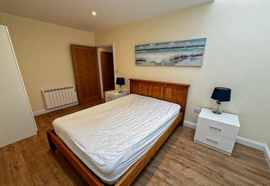 Flat 3, Trinity Court Studios photo 11