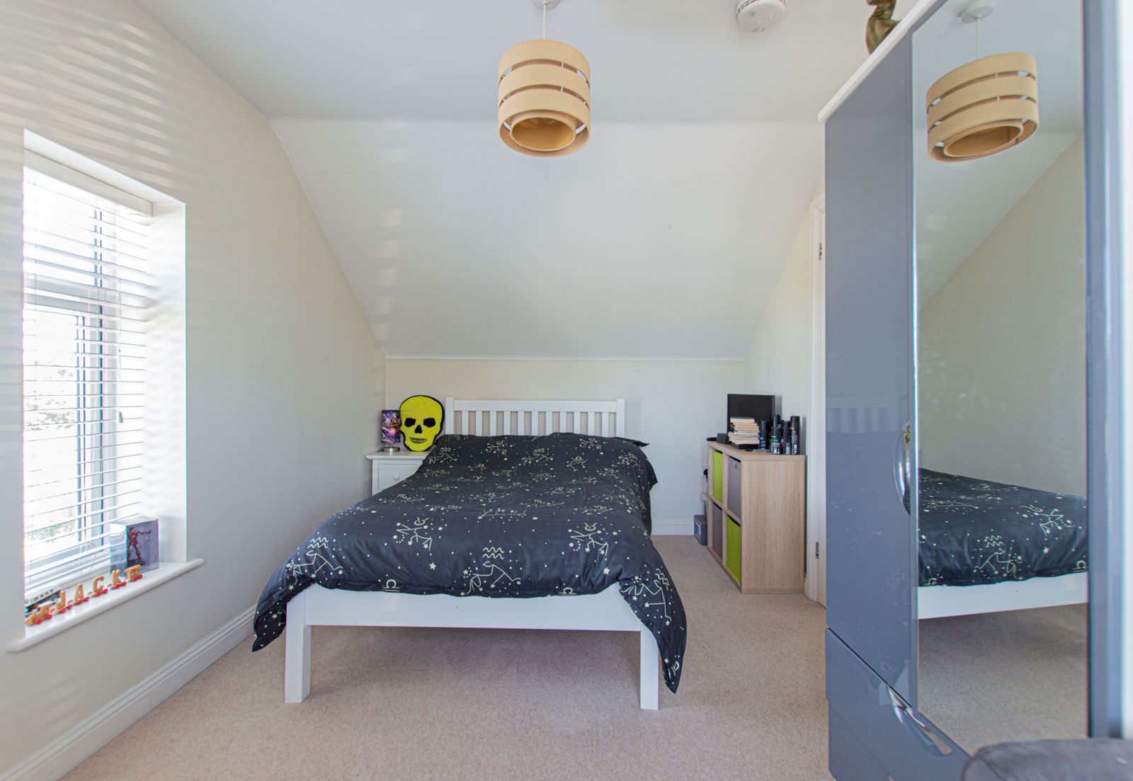 1, Hampshire Court photo 9