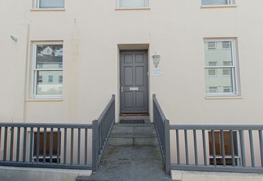 3 Castle View photo 2