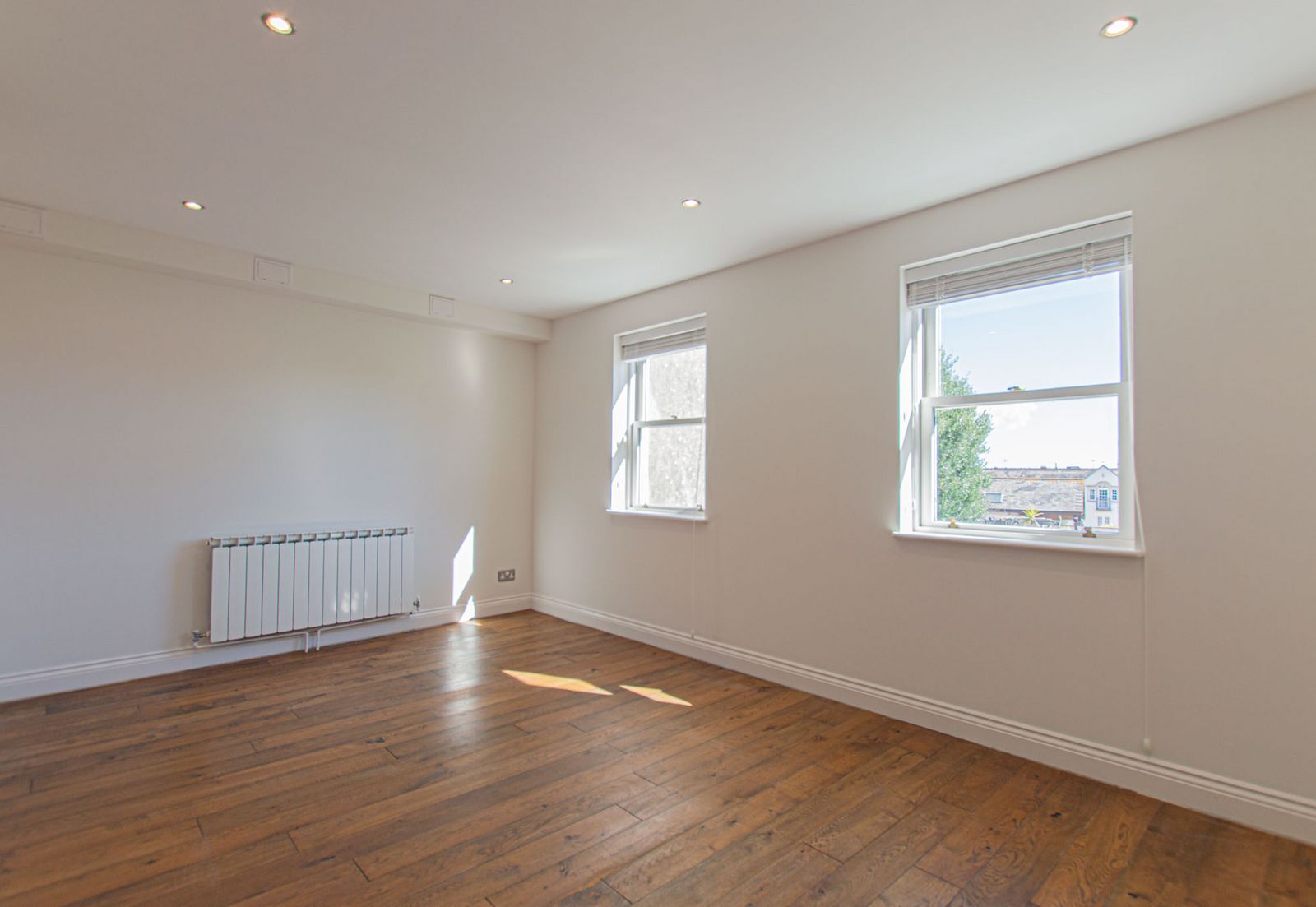 2 Castleview photo 9