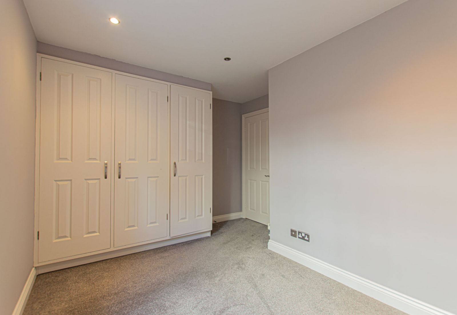 2 Castleview photo 14